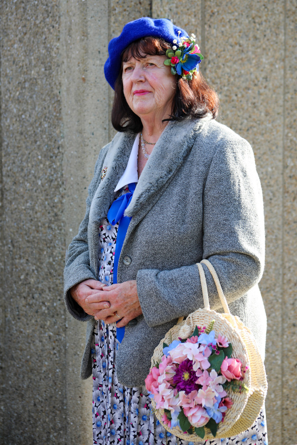 08 Colourful Thoughts - JP